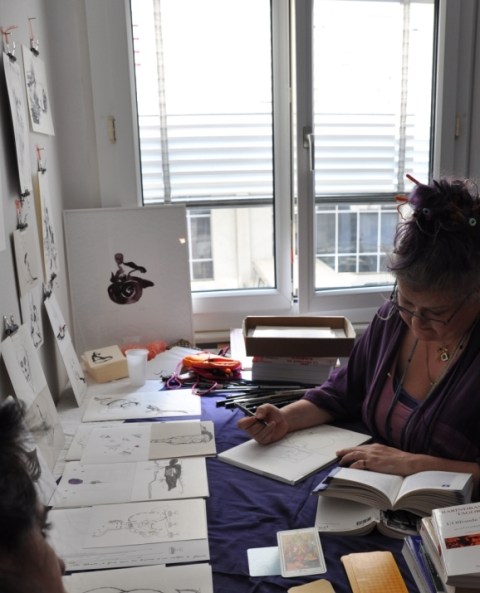 Kajan réalise un dessin rencontre pendant Aperti